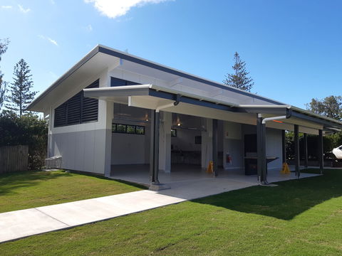 Elliott Heads Holiday Park - Accommodation Redcliffe 1