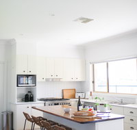 Little River Lodge Tumut - Accommodation Redcliffe