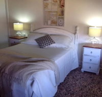 Poets On Mertin - Accommodation Redcliffe