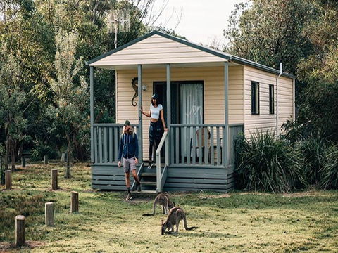 Pretty Beach Cabins - Accommodation Redcliffe 0