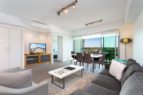 Proximity Waterfront Apartments - Accommodation Redcliffe 2