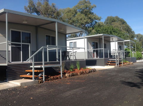 Sapphire City Caravan Park - Accommodation Redcliffe 0