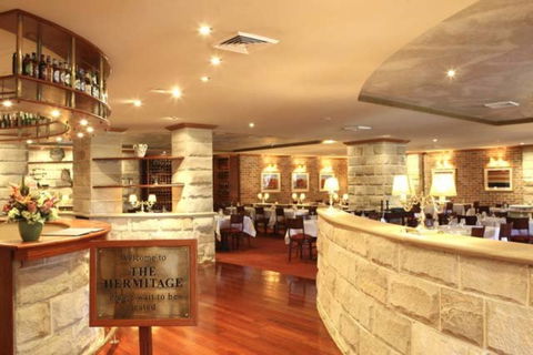 The Hermitage Campbelltown - Accommodation Redcliffe 0