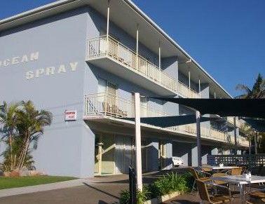 Ocean Spray Holiday Apartments - Accommodation Redcliffe 0