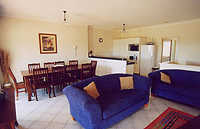 A Beachfront Villa Rockingham - Accommodation Redcliffe 0