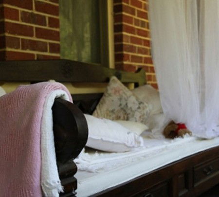Fawkes House - Accommodation Redcliffe 1
