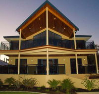 Nautica Lodge - Accommodation Redcliffe