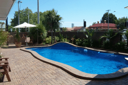 Albury Garden Court Motel - Accommodation Redcliffe 1