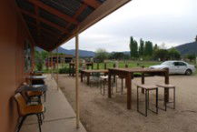 The Araluen Valley Hotel - Accommodation Redcliffe 4