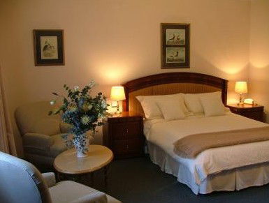Best Western Cotswold Gardens - Accommodation Redcliffe 3