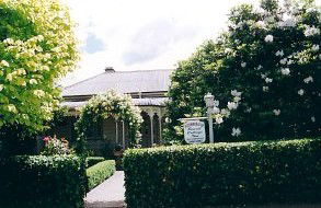 Bowral Cottage Inn - Accommodation Redcliffe 0
