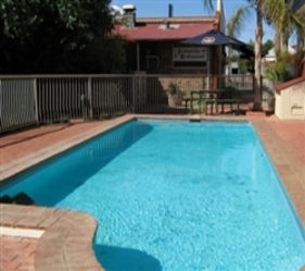 Old Willyama Motor Inn - Accommodation Redcliffe 0