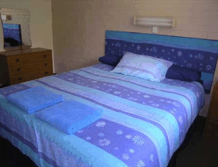 Emu Beach Chalets - Accommodation Redcliffe