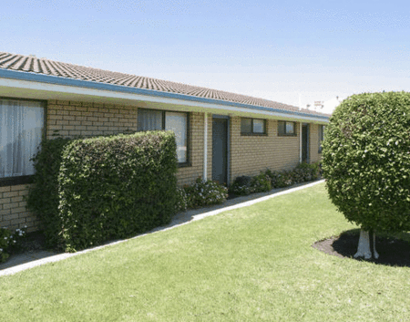 Port Denison Holiday Units - Accommodation Redcliffe 3
