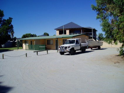 Jurien Beachfront Holiday Units - Accommodation Redcliffe 5