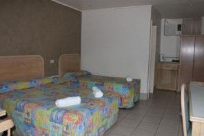Chelsea Motor Inn - Accommodation Redcliffe 4