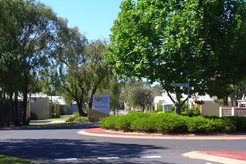 Forte Cape View - Accommodation Redcliffe 0