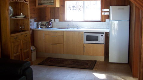 Jarrah Glen Cabins - Accommodation Redcliffe 1