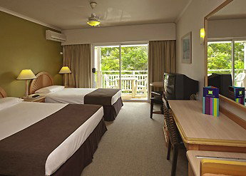 All Seasons Cairns - Accommodation Redcliffe 0