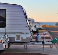 The Cove Holiday Village - Accommodation Redcliffe