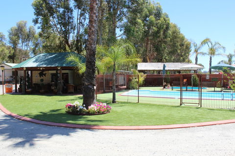 Mandurah Caravan And Tourist Park - Accommodation Redcliffe 4