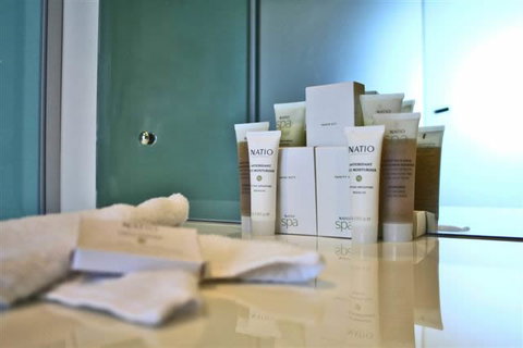 Clarion Suites Mullaloo Beach - Accommodation Redcliffe 8