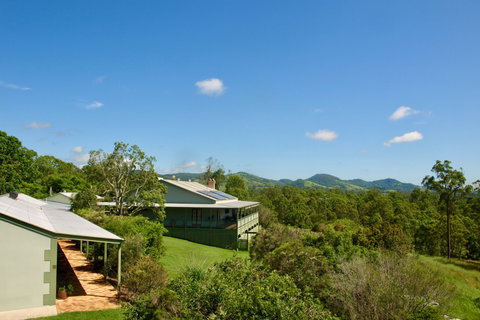 Amamoor Lodge - Accommodation Redcliffe 0