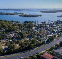 Blue Dolphin Holiday Resort - Accommodation Redcliffe