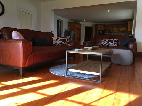 Clayfield Homestead - Accommodation Redcliffe 2