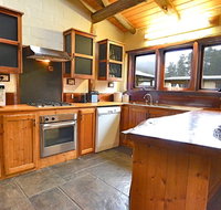 Feathertop Retreat - Accommodation Redcliffe