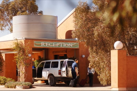 Mud Hut Motel - Accommodation Redcliffe 1
