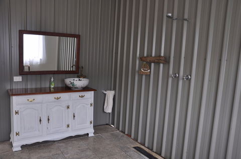 Nature's Echo Farm Stay - Accommodation Redcliffe 1