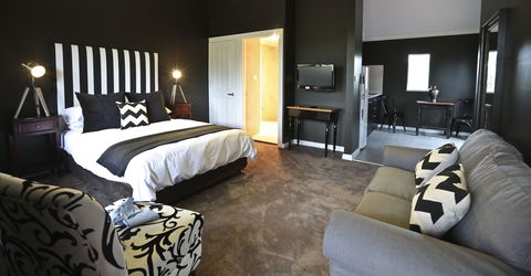 One Paddock Currency Creek Villas And RETREAT - Accommodation Redcliffe 0