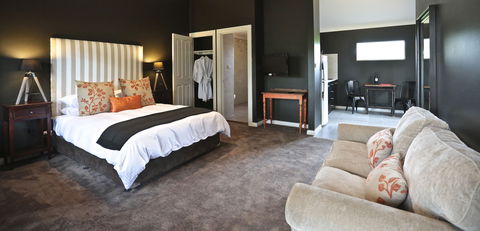 One Paddock Currency Creek Villas And RETREAT - Accommodation Redcliffe 2