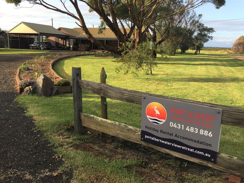 Port Albert Waterview Retreat - Accommodation Redcliffe 0
