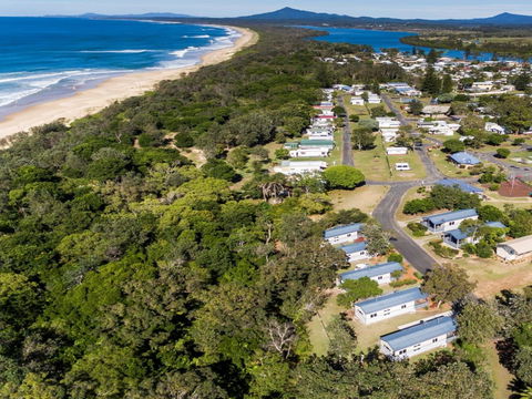 Reflections Holiday Parks Mylestom - Accommodation Redcliffe 0