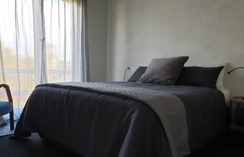 Samphire: Coorong Accomodation - Accommodation Redcliffe 1