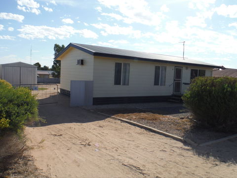 Sea-U-Soon - Accommodation Redcliffe 0
