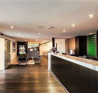 The Waverley International Hotel - Accommodation Redcliffe