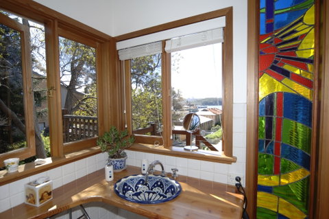 An Oasis In The City - Accommodation Redcliffe 2
