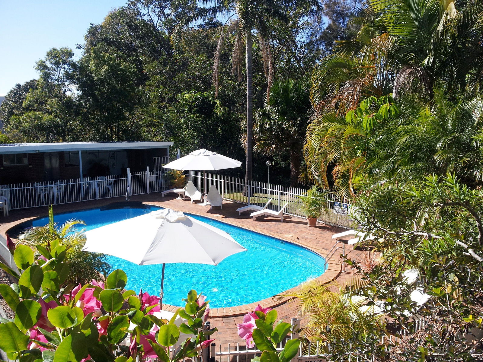 Lowanna NSW Accommodation Redcliffe