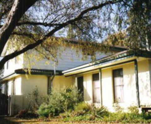 Arcadia House - Accommodation Redcliffe 0