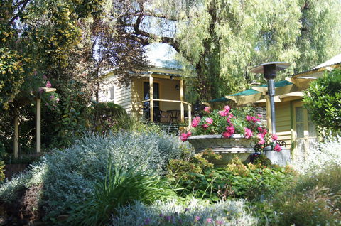 Bendigo Cottages Bed And Breakfast - Accommodation Redcliffe 0