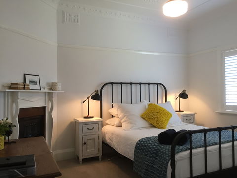 Casey Street Suite And Studio - Accommodation Redcliffe 1