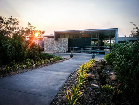 Cicada Lodge - Accommodation Redcliffe 1