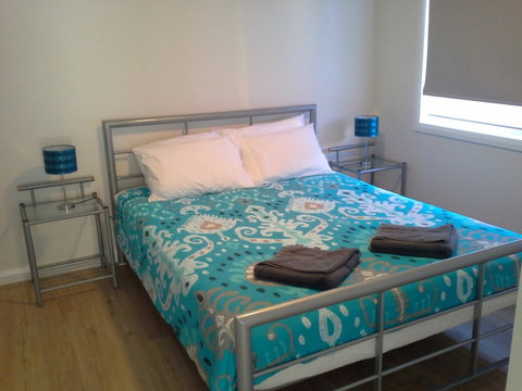 Cozzys Condo Luxury Beach House - Accommodation Redcliffe 1