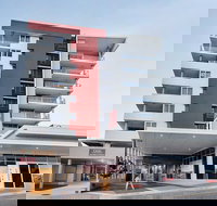 Curtis Central Apartments - Accommodation Redcliffe