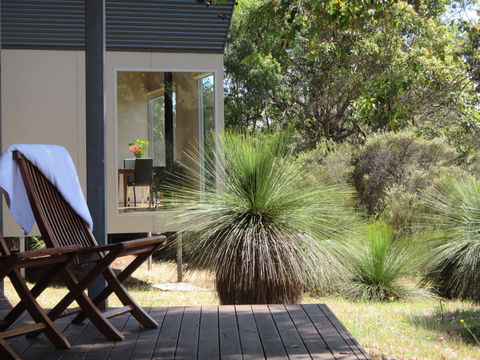 Hidden Valley Forest Retreat - Accommodation Redcliffe 0