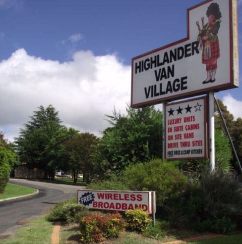 Highlander Van Village - Accommodation Redcliffe 0