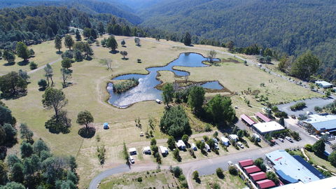Highland Caravan Park - Accommodation Redcliffe 2